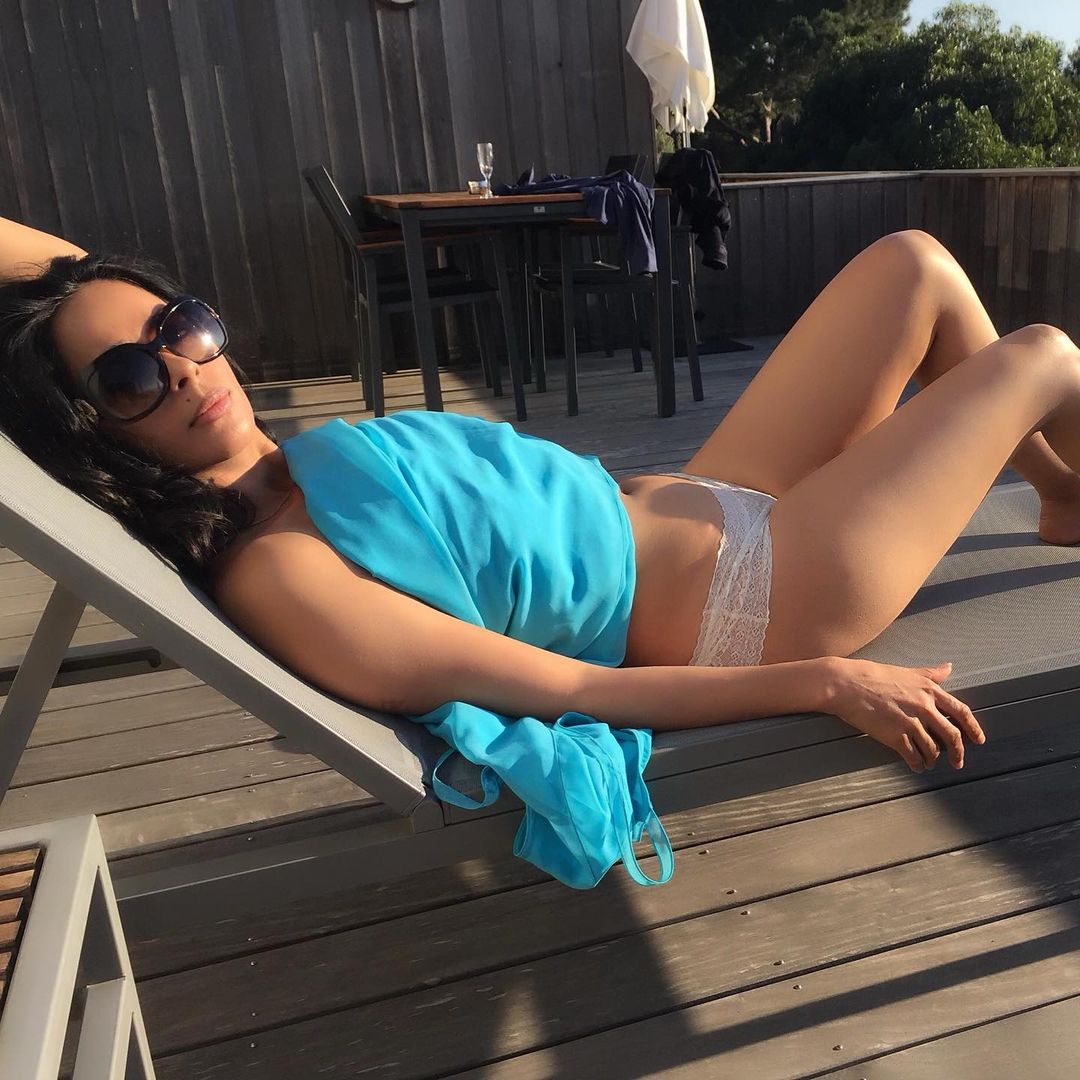 malika_sherawat_nepalvani_hot_pic (1)
