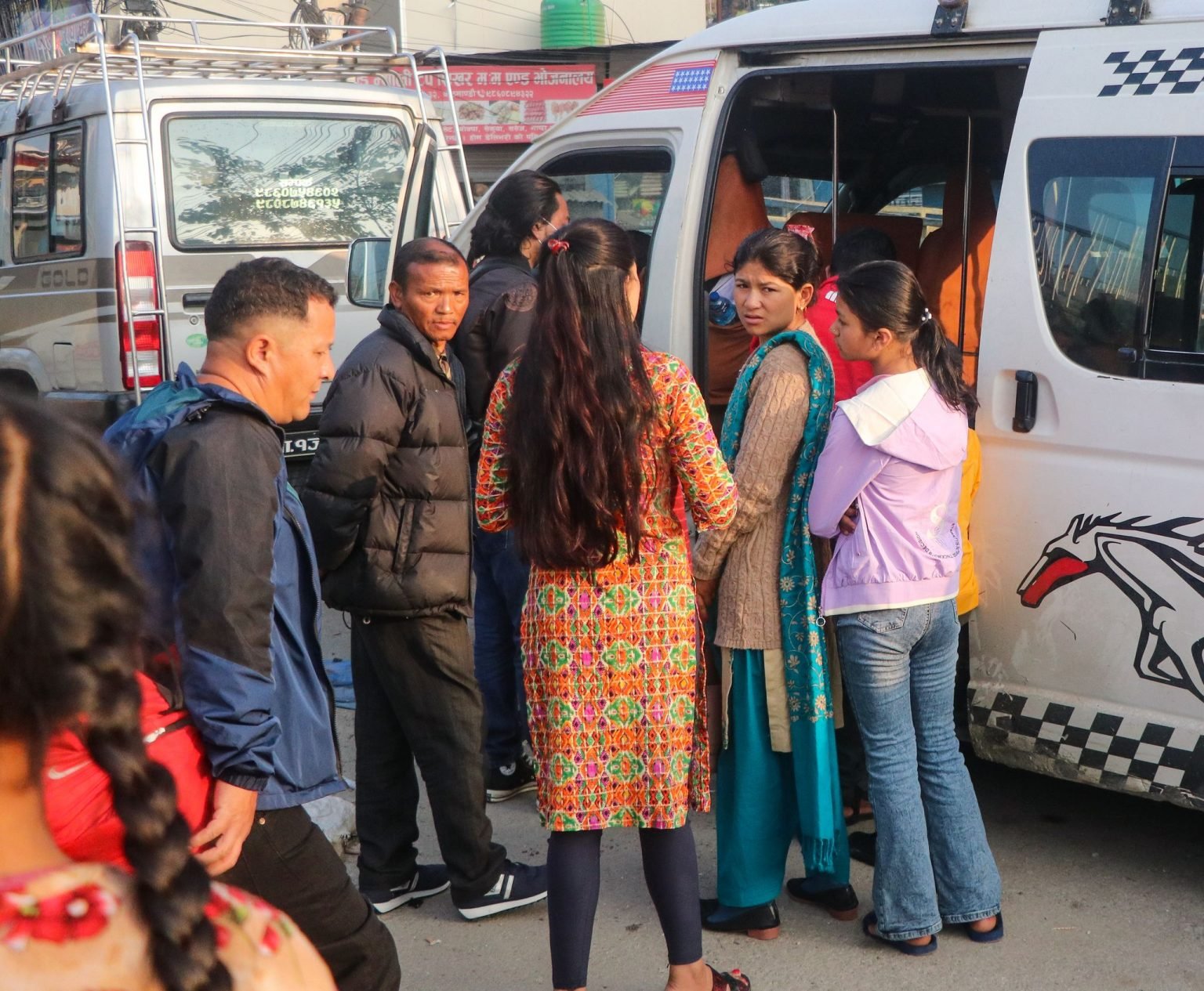 ghar_jadai_matadata_nepalvani1