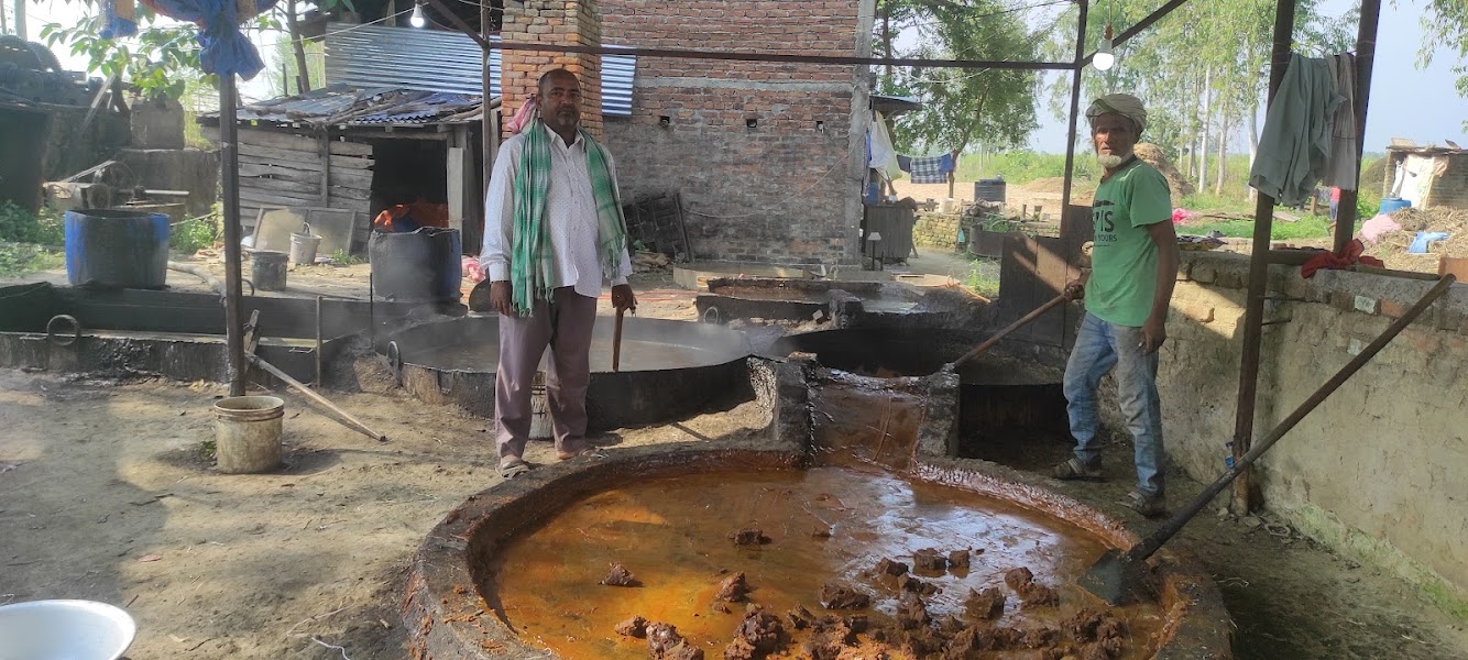 छठमा किसानलाई उखु पेलेर सख्खर बनाउन चटारो (फोटो फिचर र भिडियो सहित)