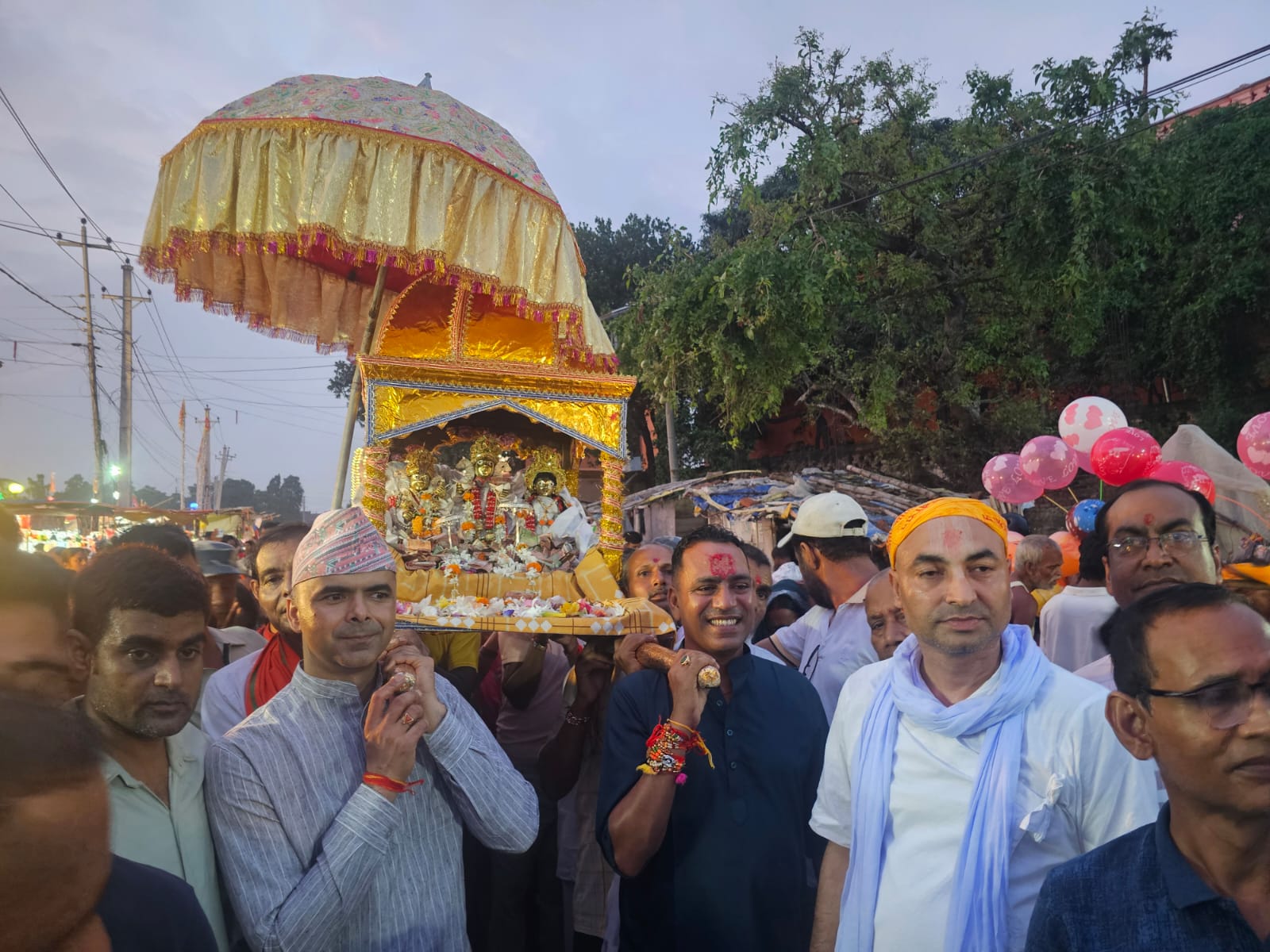 झुला पर्व सम्पन्न