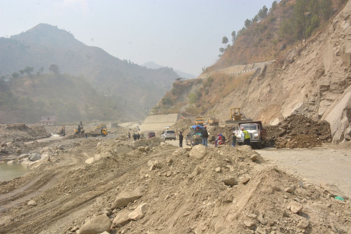 बीपी राजमार्ग अवरुद्ध