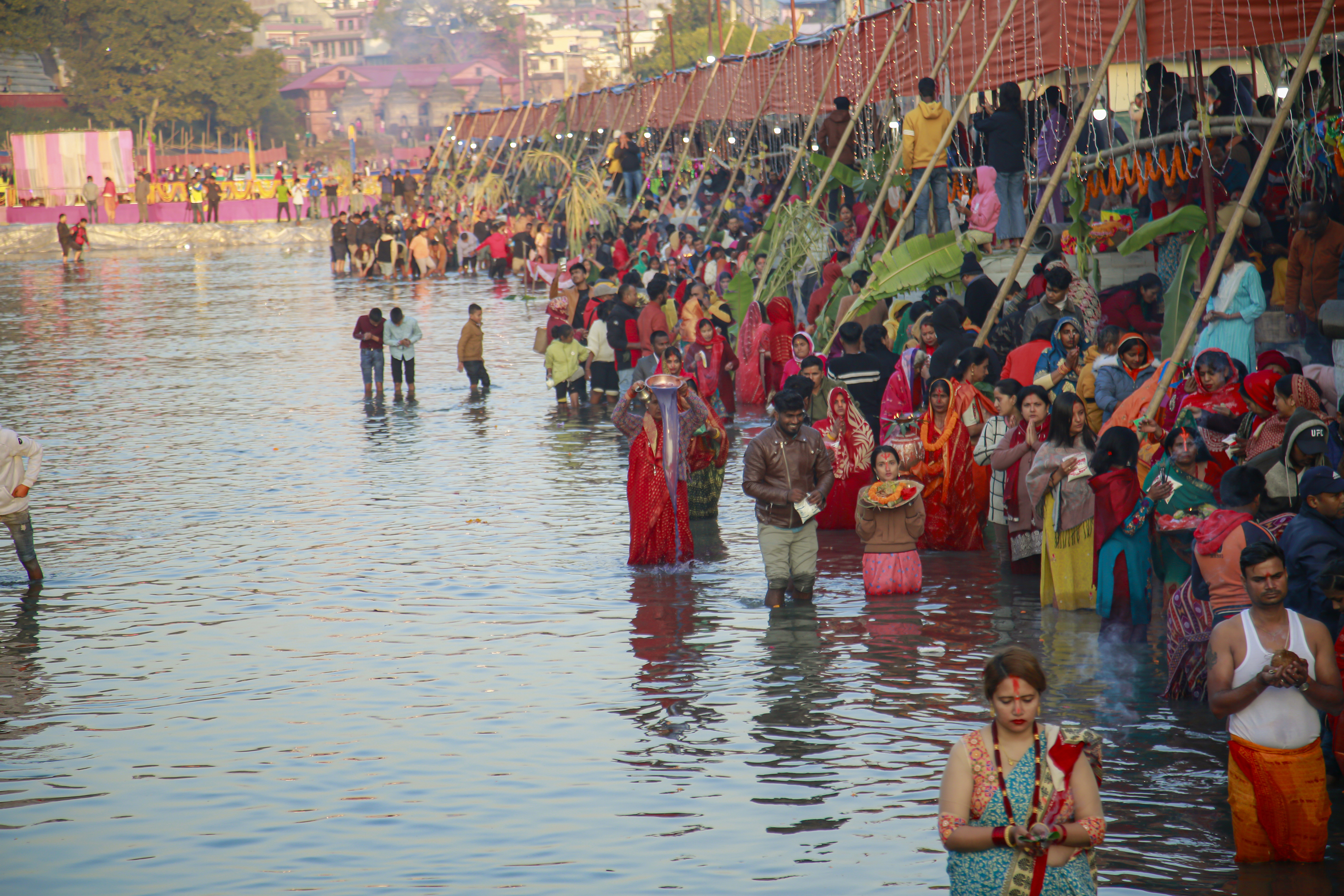 छठ पर्व आजदेखि सुरु, पहिलो दिन आज ‘नहाय, खाय’