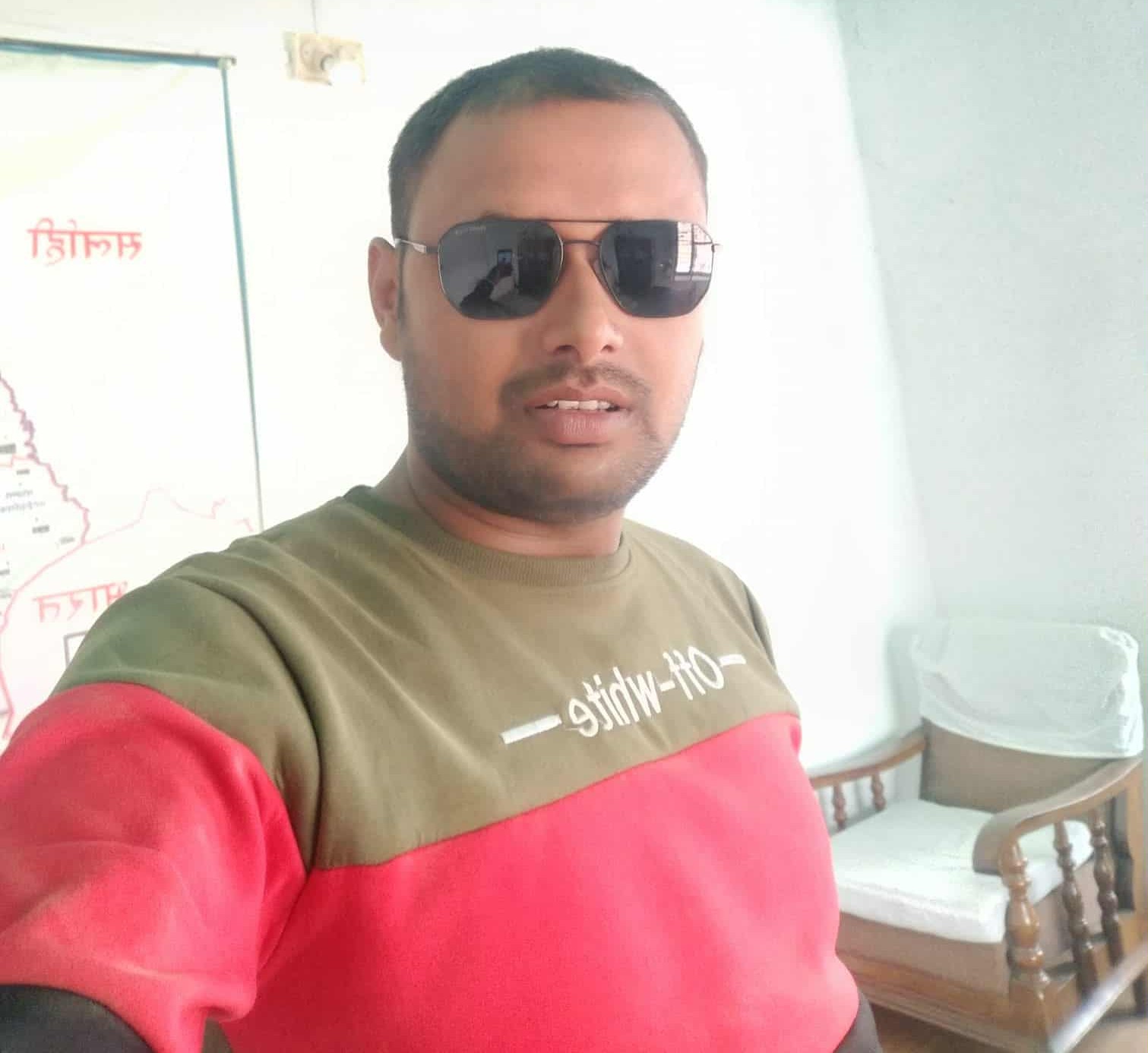 महोत्तरीमा सादा पोशाक प्रहरीको आतंक : जुवाडे देखि तस्करी सम्मलाई सघाउँछ सहायक हवल्दार धर्वेन्द्र