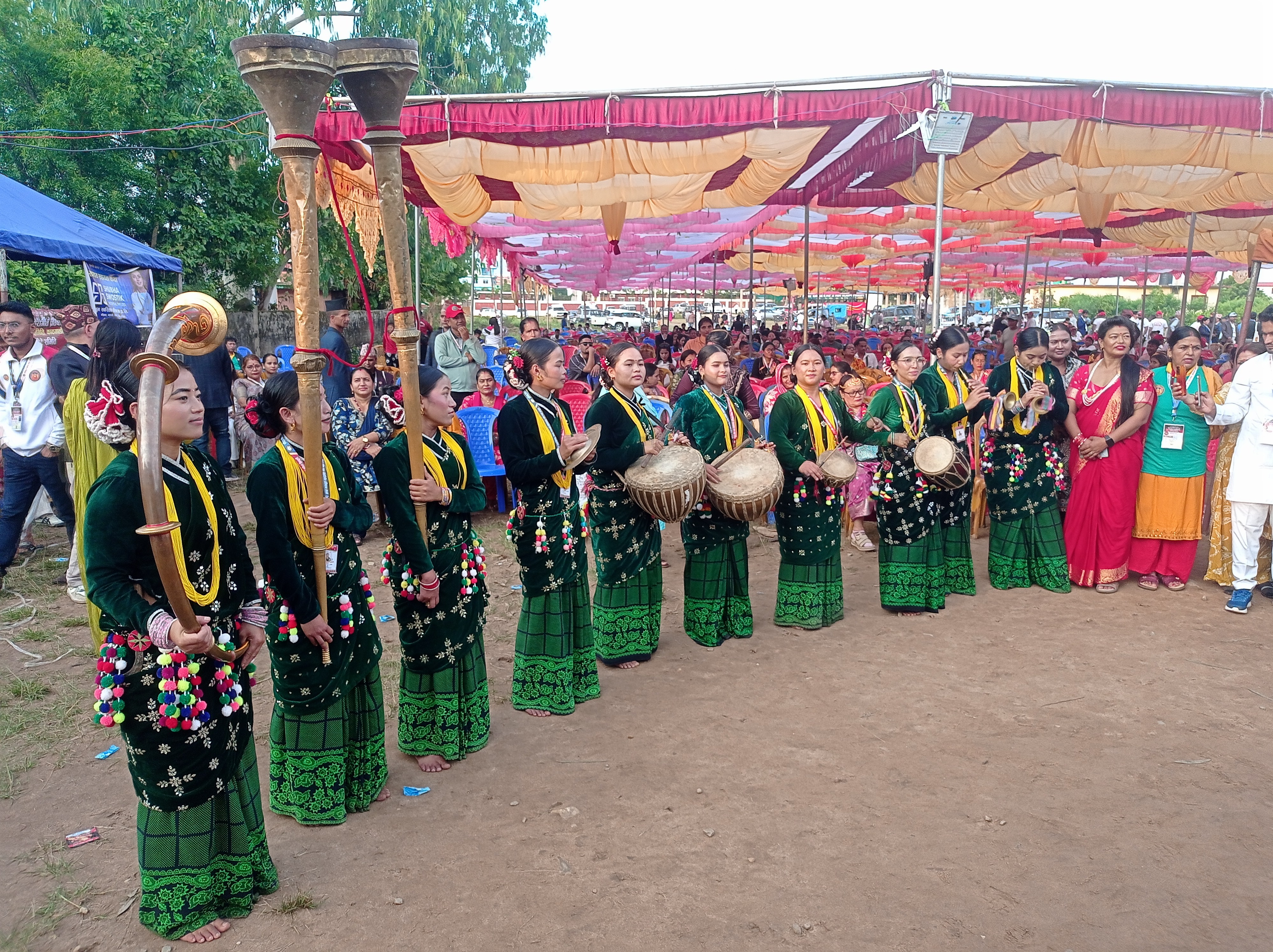 बर्दिबासमा राष्ट्रिय लोक तथा दोहोरीगीत प्रतिष्ठानको रजत महोत्सव तथा नवौँ महाधिवेशन
